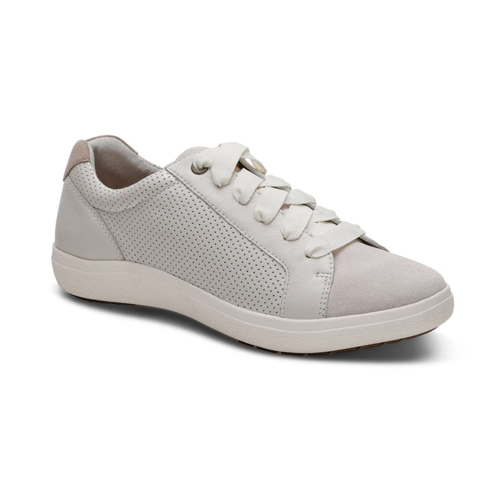 Courtney Lace-up Sneaker - Chalk
