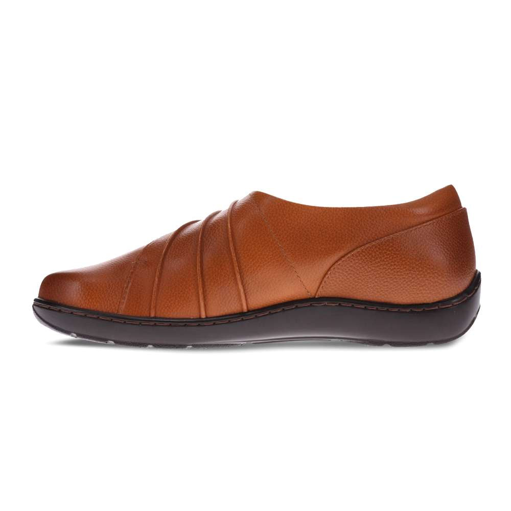 Wordy Loafer - Tan