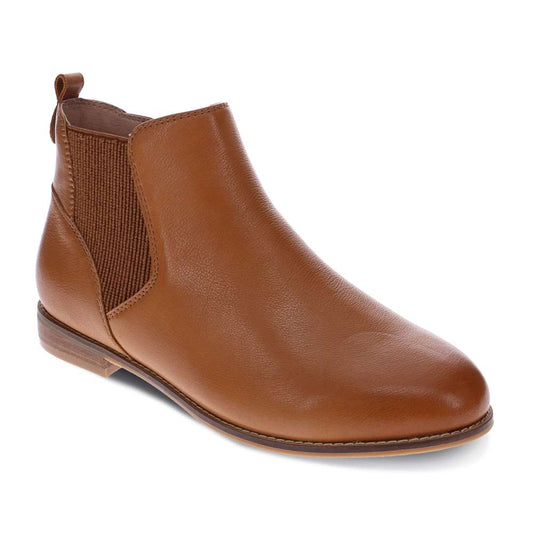 Trinity Boots - Tan