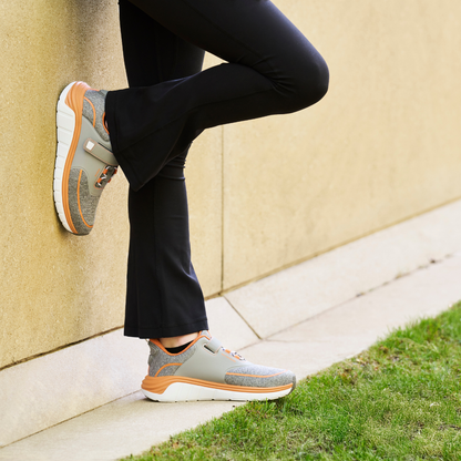 No. 45 Sport Jogger W/ Heel Assist - Grey/Orange
