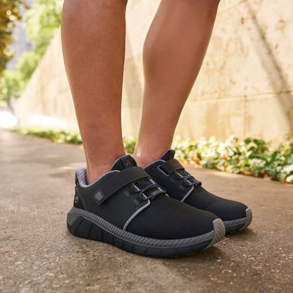 No. 46 Sport Jogger W/ Heel Assist - Black/Grey