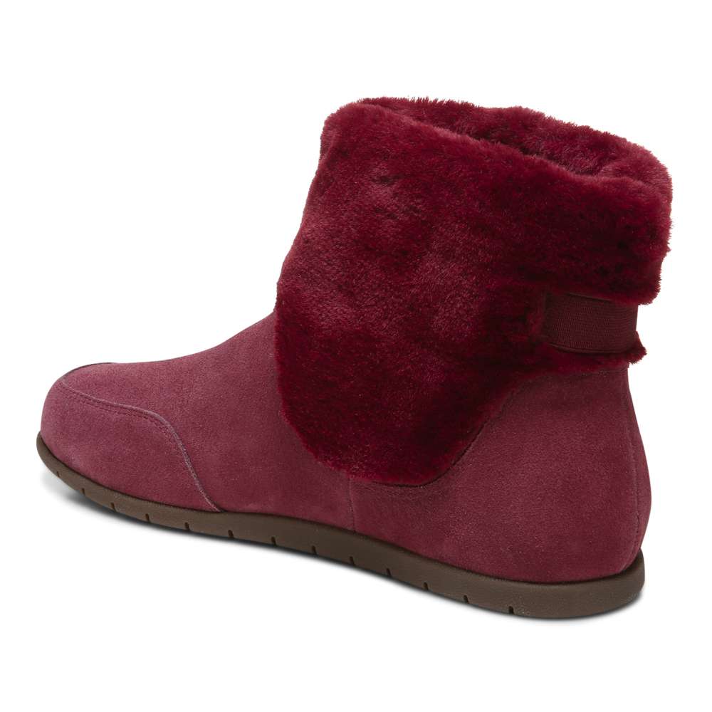 Maizie Slipper - Wine